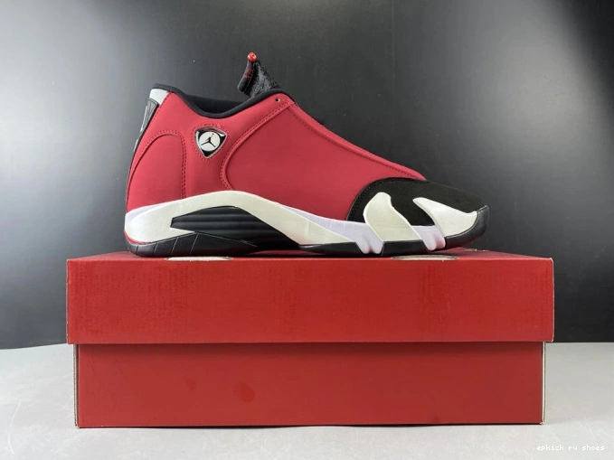 Rep 487471-006 GYM 14 AIR RED TORO JORDAN RETRO 0731